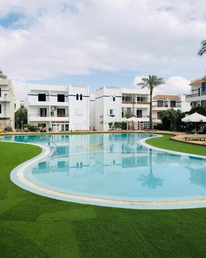 Lovely One Bedroom Apartment Within Cozy Compound Including Swimming Pool, Supermarket. Perfect Location At Neama Bay With Access To Public Transportation Sharm el Sheikh Esterno foto